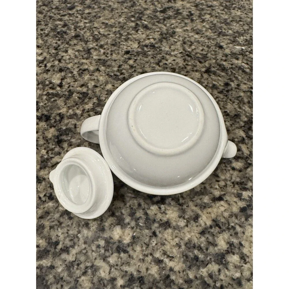 Vintage White Porcelain Small Tea Pot Kettle Home Table Decor